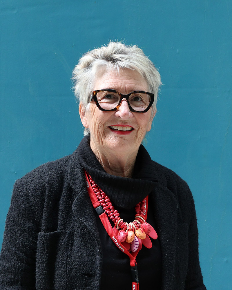 Portrait of Diane MacLeod